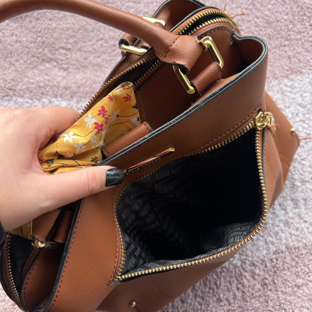 Steven Madden Handbag - Picture 10 of 12